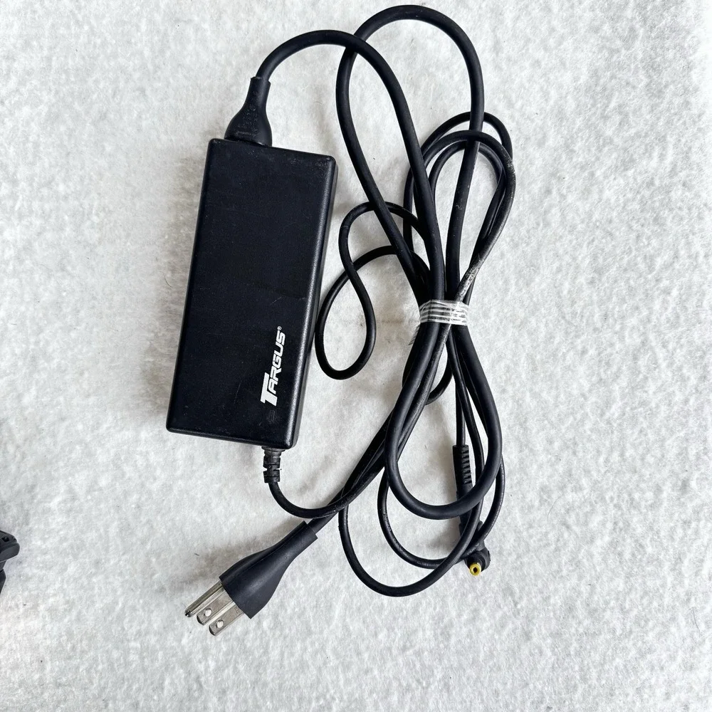 TARGUS LITEON Universal AC‎ adapter Power Supply PA-1900-04, 19V 4.74A 90W